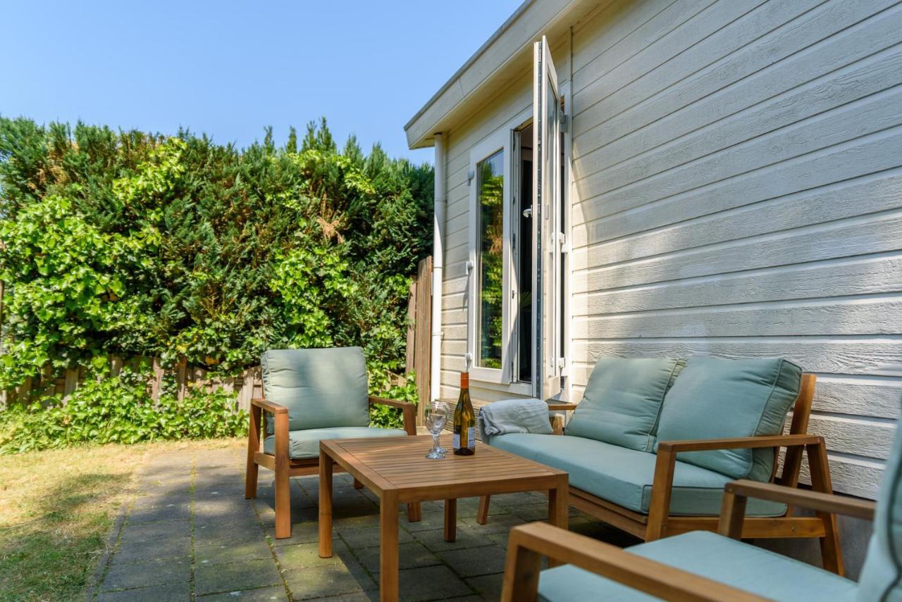 Chalet Met Eigen Tuin Aan De Veluwse Bosrand Putten Extérieur photo